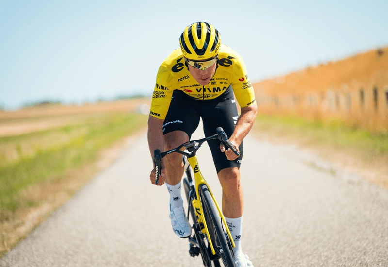 Jakobsen rejoint Visma-Lease a Bike avec effet immédiat