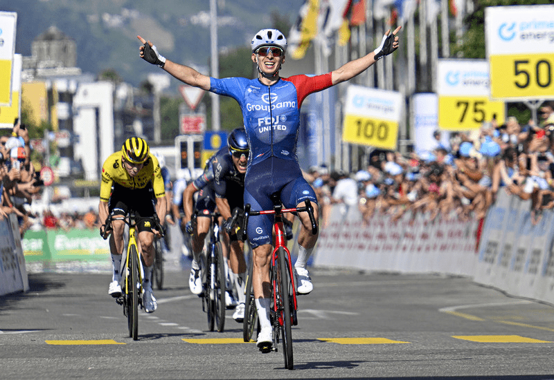 Gregoire wins the 2nd stage of the Tour de Suisse on the run