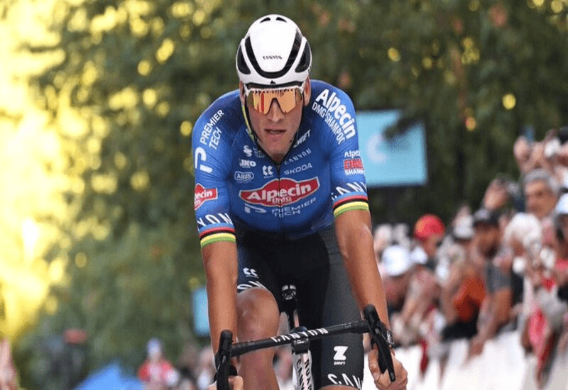Van der Poel immediately wins the first stage of the Tour of Luxembourg.
