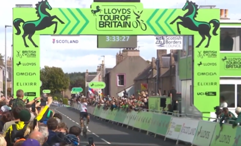 Politt firma il colpo da solista al Tour of Britain