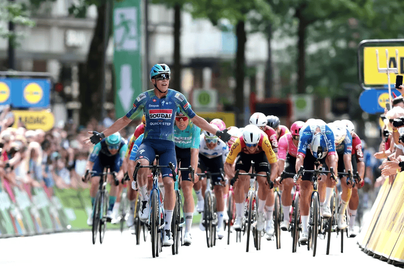 Magnier conquers the Adac Cyclassics