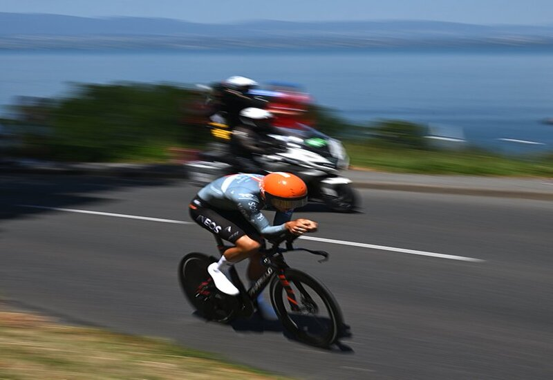 Arensman no llega a tiempo a la contrarreloj del Tour de Francia.