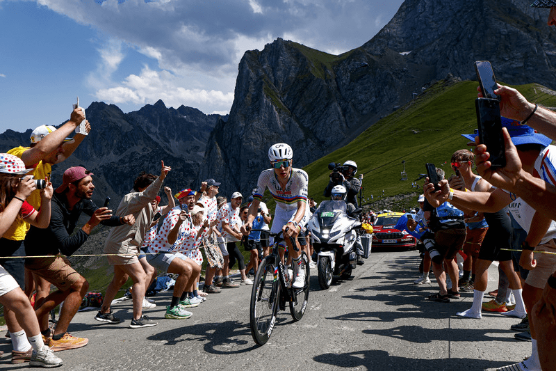 Pogačar on the heat at the Tour: "I'd change the entire calendar, no summer races."