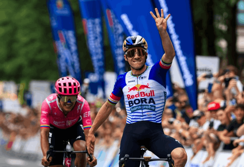 Evenepoel plays poker in San Sebastian