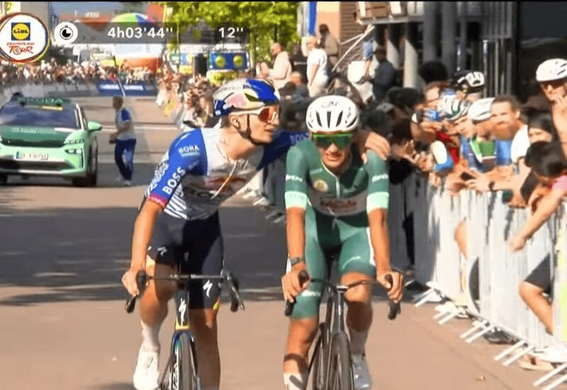 Deutschland Tour: Pellizzari celebrates on the queen stage, but Del Toro takes back the blue jersey.