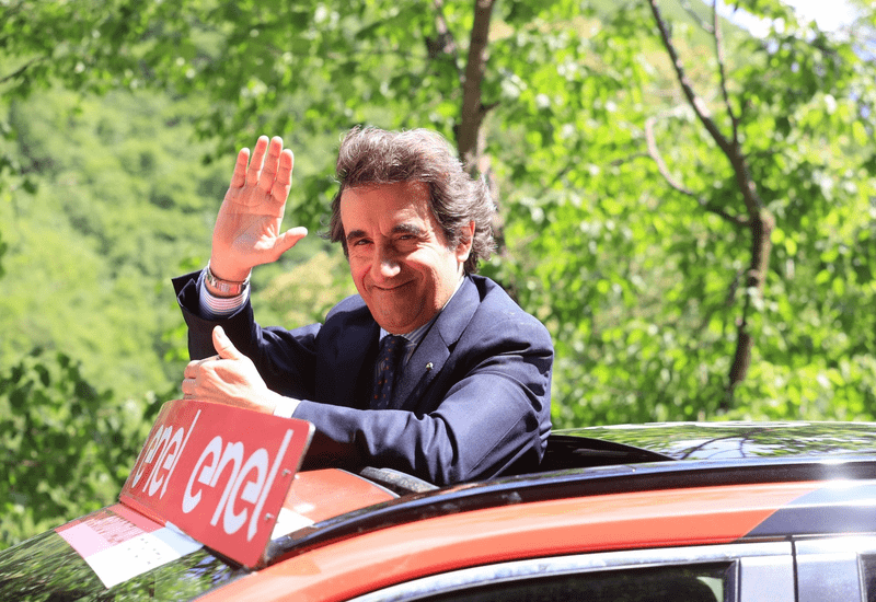 The Giro d'Italia separates from publishing