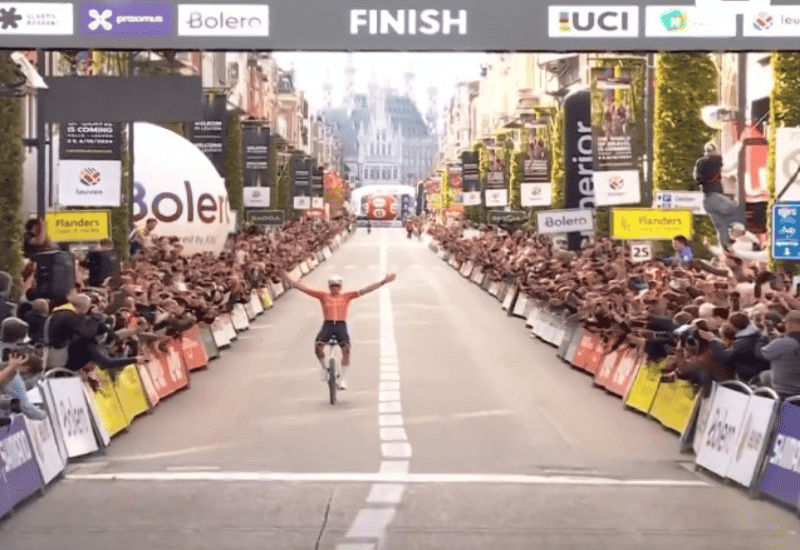 Van der Poel frena sus sueños de campeonato mundial: "La ruta de Montreal es demasiado dura para mí".